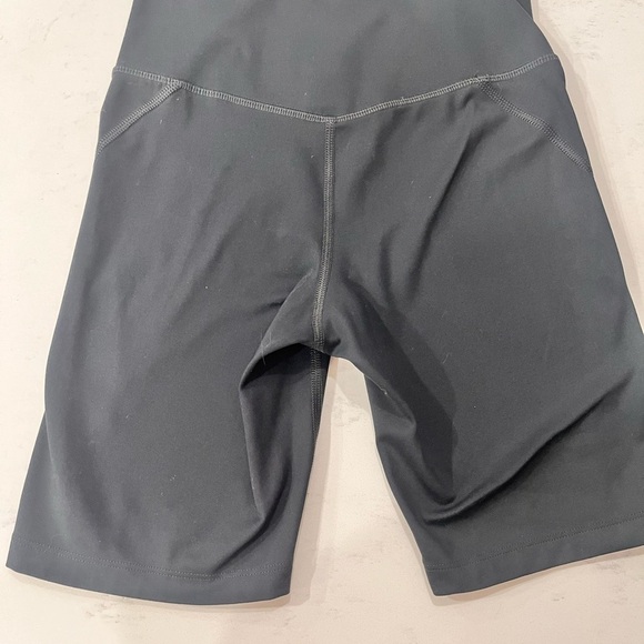 Girlfriend Collective Black Bike Shorts - Picture 2 of 4
